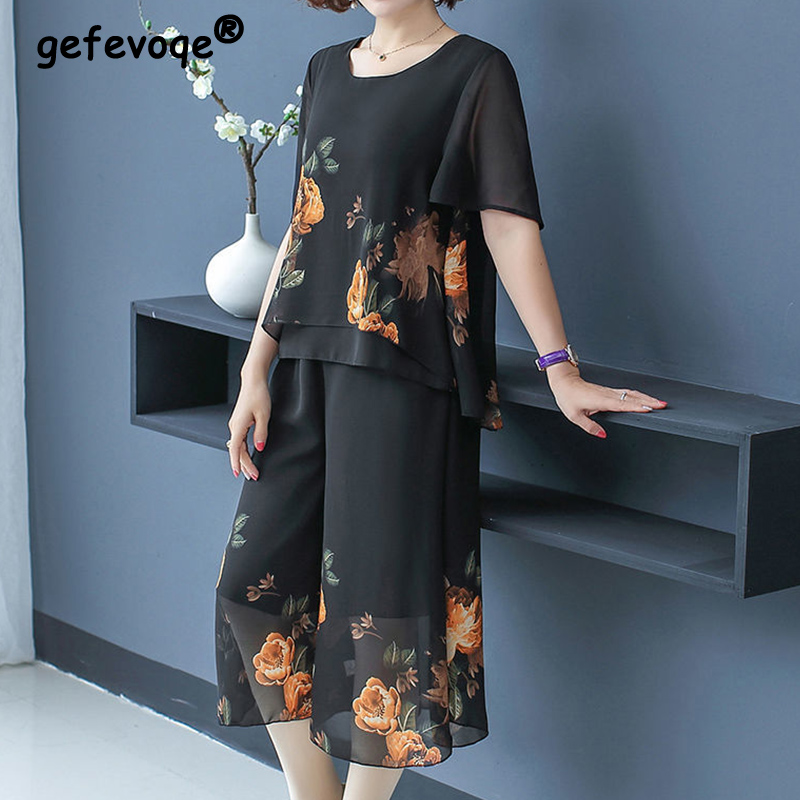 Summer Clothing For 70 Year Old Woman - Zarif Moda Çiçek Baskı Dantel Kısa